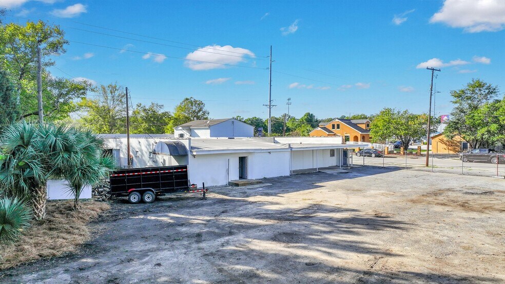 4662 Rivers Ave, North Charleston, SC à louer - Photo de l’immeuble – Image 2 sur 17