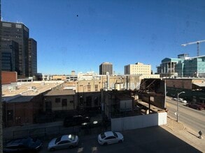 121 S Broadway Ave, Tyler, TX à louer Photo intérieure– Image 1 sur 3