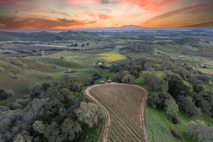 5400 Williams Rd, Fairfield, CA à vendre - Photo de l’immeuble – Image 3 sur 19