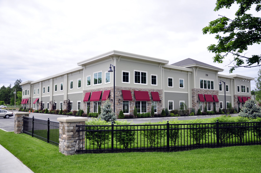250 Delaware Ave, Delmar, NY à louer - Photo de l’immeuble – Image 2 sur 14