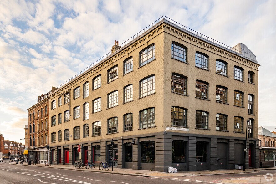 64-68 Commercial St, Londres à louer - Photo de l’immeuble – Image 2 sur 5