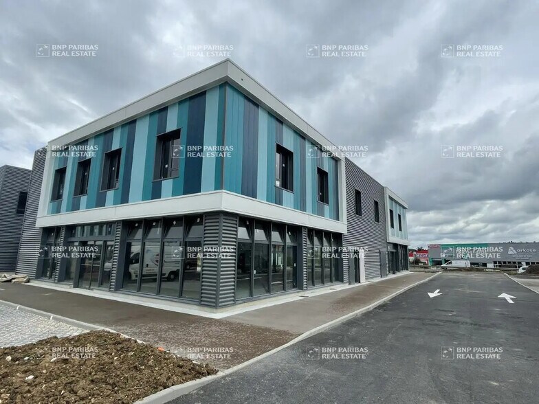 Bureau dans Tours à louer - Photo de l’immeuble – Image 2 sur 7