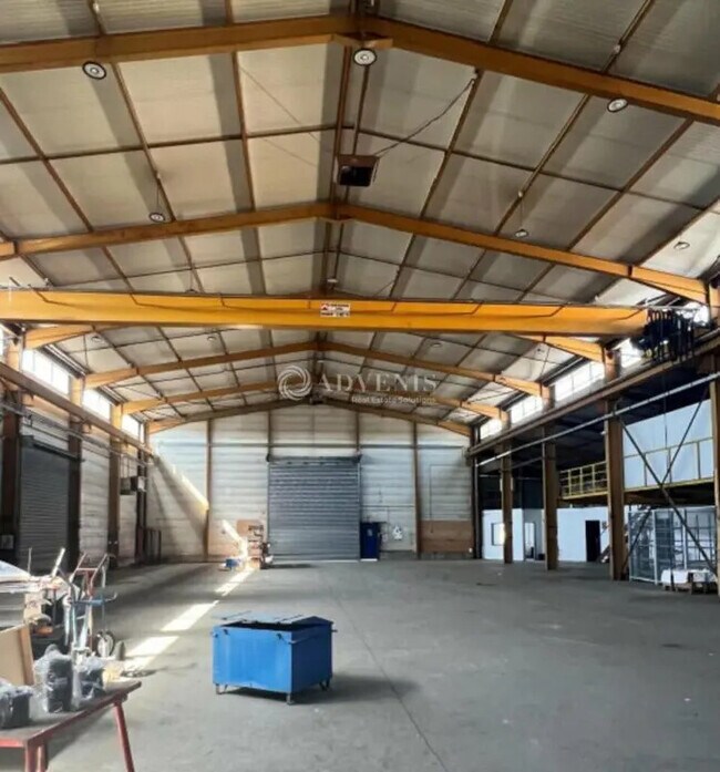 Plus de détails pour Industriel/Logistique à louer