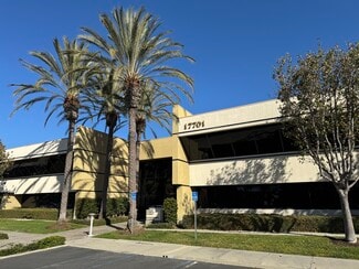 Plus de détails pour 17701 Cowan, Irvine, CA - Bureau à vendre