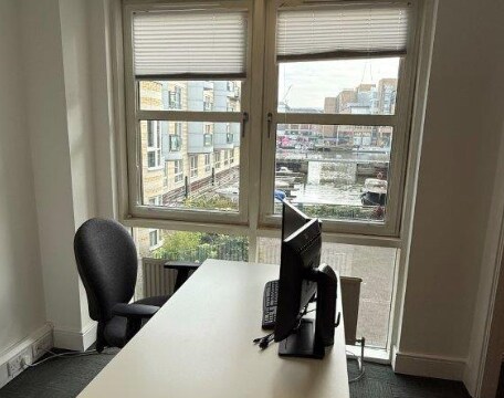 17 Marina Pl, Kingston Upon Thames à vendre - Photo de l’immeuble – Image 3 sur 3