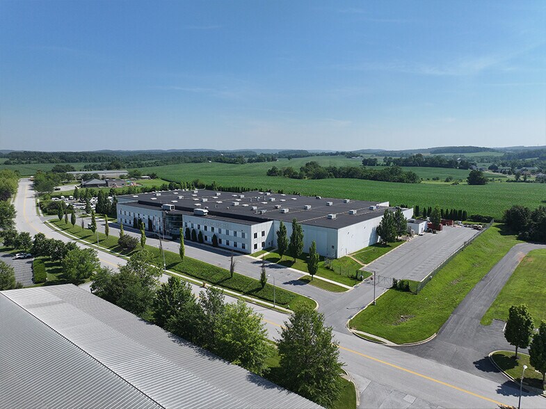 1231 Tech Ct, Westminster, MD à louer - Photo de l’immeuble – Image 3 sur 5