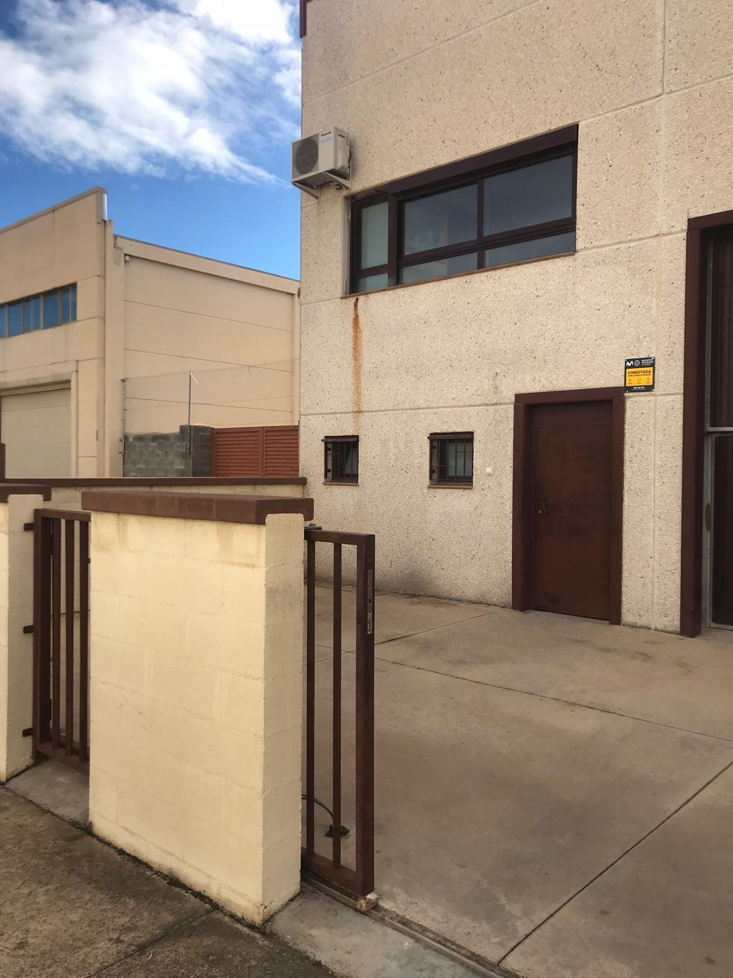 Industriel/Logistique dans Roda de Berà, Tarragona à vendre Photo de l’immeuble– Image 1 sur 23