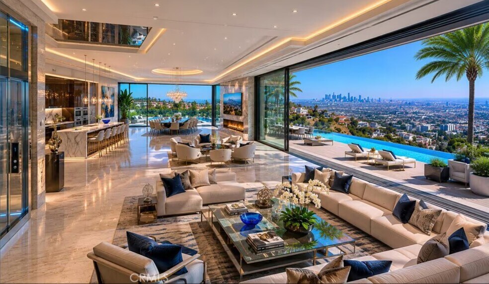 8875 Thrasher Ave, Los Angeles, CA à vendre - Photo de l’immeuble – Image 2 sur 7