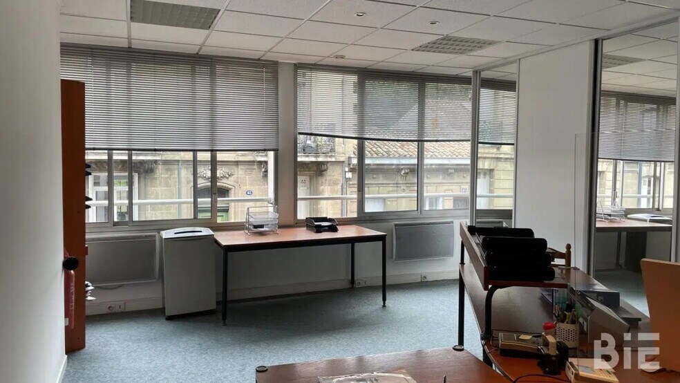Bureau dans Bordeaux à vendre - Photo intérieure – Image 2 sur 5
