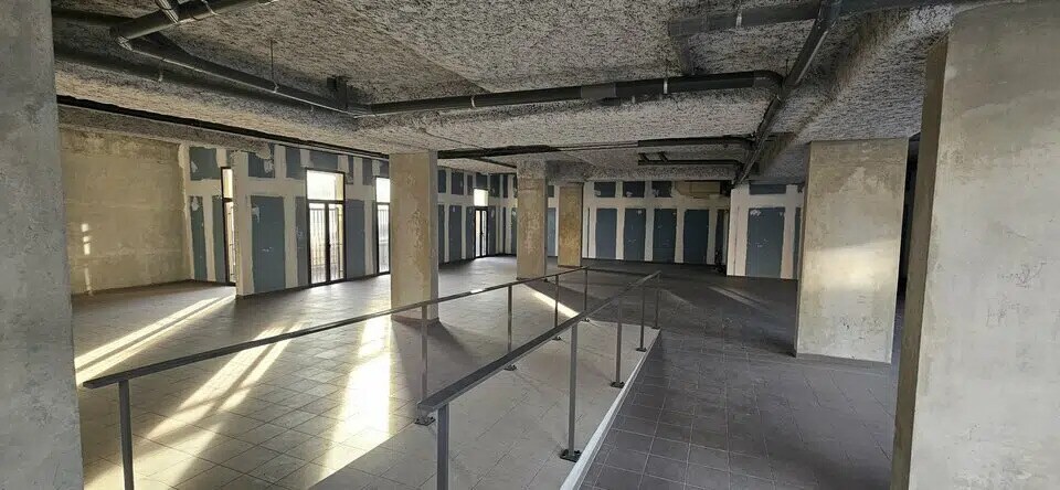 Local commercial dans Drap à vendre - Photo de l’immeuble – Image 2 sur 7