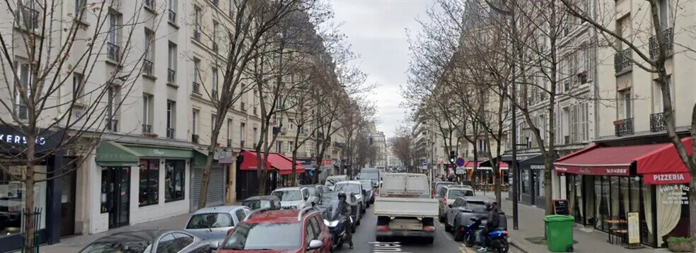 Local commercial dans Paris à louer - Photo de l’immeuble – Image 2 sur 2