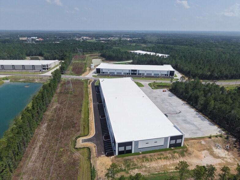 400 Kaizen Pky, Savannah, GA à louer - Photo de l’immeuble – Image 2 sur 8