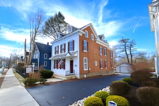 Plus de détails pour 234 S State St, Newtown, PA - Bureau à vendre