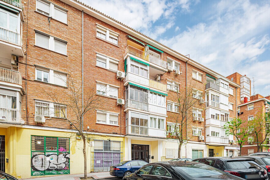 Calle del Elfo, 63, Madrid, Madrid à vendre - Photo de l’immeuble – Image 1 sur 1