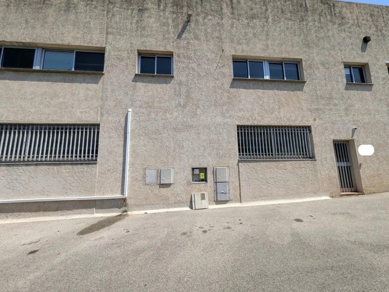 Bureau dans Mougins à vendre - Photo de l’immeuble – Image 2 sur 16