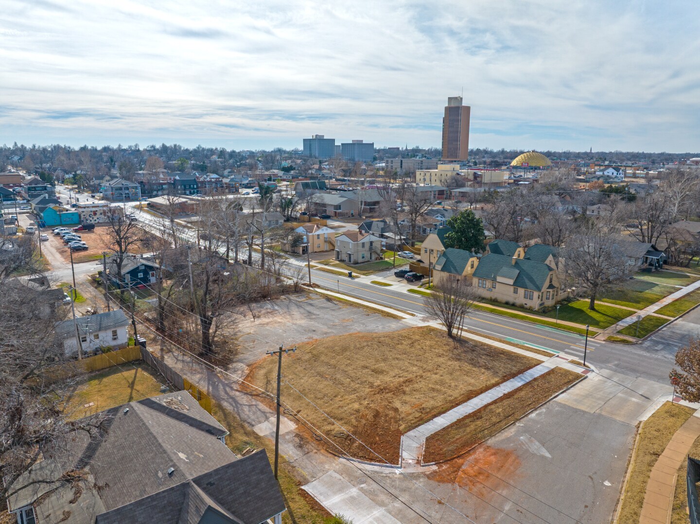 2522 N Shartel Ave, Oklahoma City, OK à vendre Photo principale– Image 1 sur 9