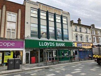 Plus de détails pour 121-123 High St, Slough - Local commercial à vendre