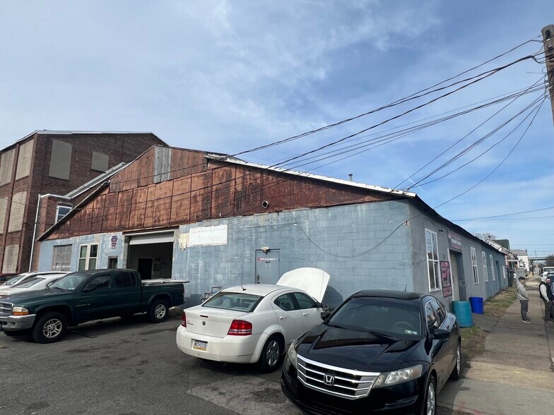 401 Townsend St, Chester, PA à vendre - Photo de l’immeuble – Image 2 sur 6