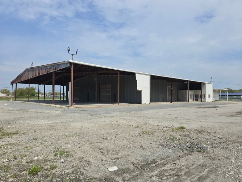 5119 N Dupont Hwy, Cheswold, DE à louer - Photo de l’immeuble – Image 3 sur 16