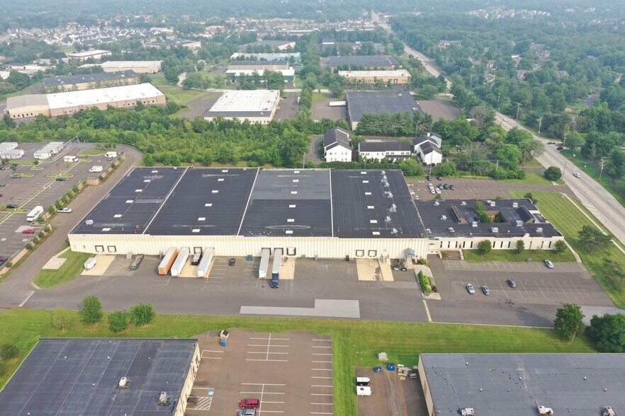 1350 Welsh Rd, North Wales, PA à louer - Photo de l’immeuble – Image 2 sur 5