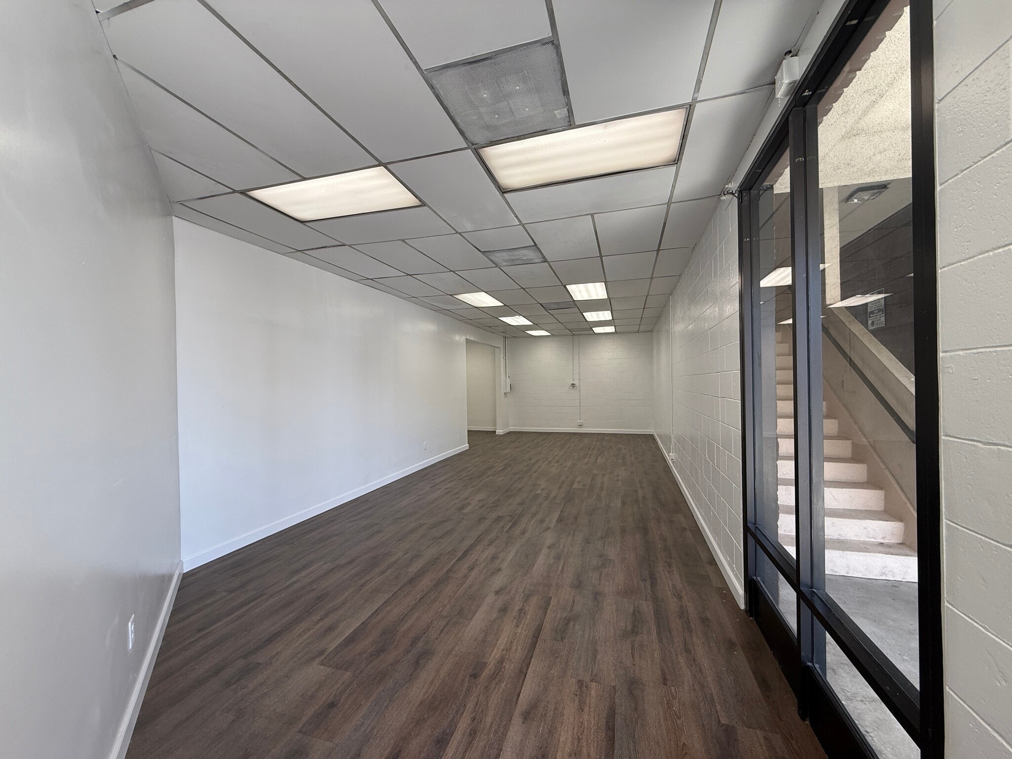 11660-11690 Gateway Blvd, Los Angeles, CA à louer Photo intérieure– Image 1 sur 1