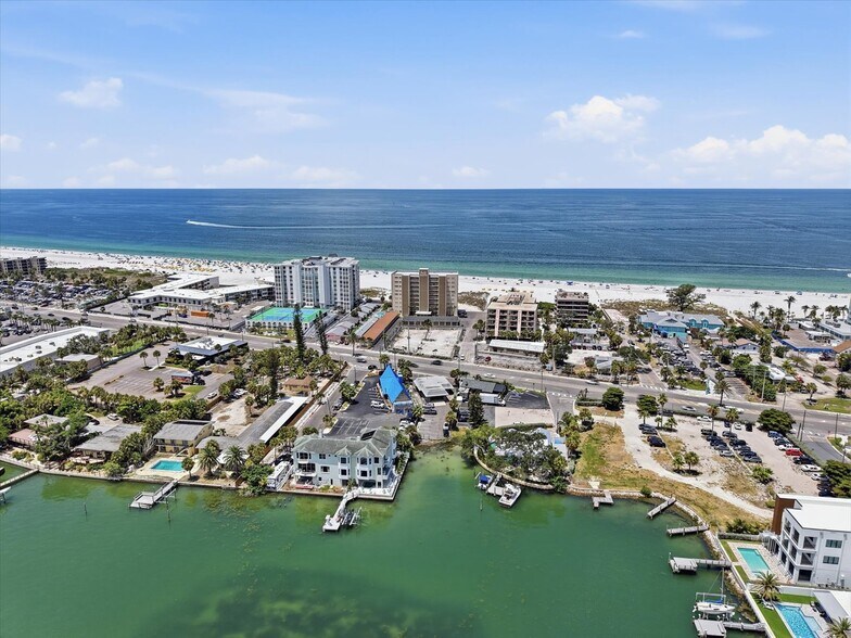 5005 Gulf Blvd, Saint Petersburg, FL à vendre - Photo de l’immeuble – Image 3 sur 25