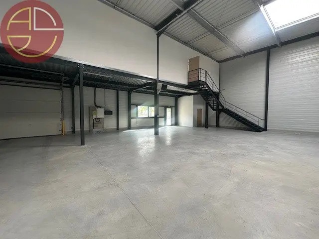 Plus de détails pour Industriel/Logistique à louer