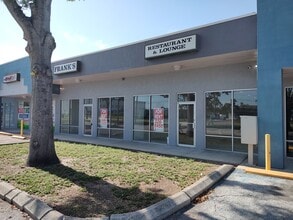 4201 62nd Ave N, Pinellas Park, FL à louer Photo de l’immeuble– Image 2 sur 8