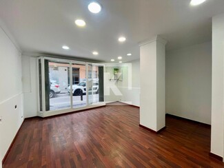 Plus de détails pour Local commercial à louer