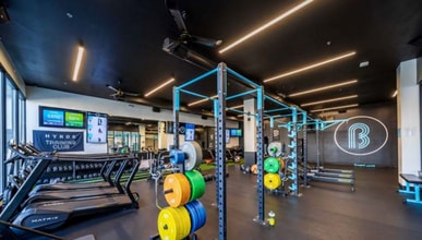 215-217 W Birch St, Brea, CA à louer Photo intérieure– Image 2 sur 7