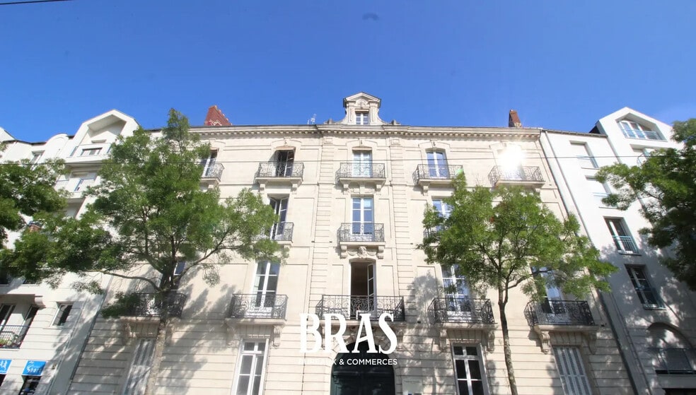 Bureau dans Nantes à louer - Photo de l’immeuble – Image 1 sur 7