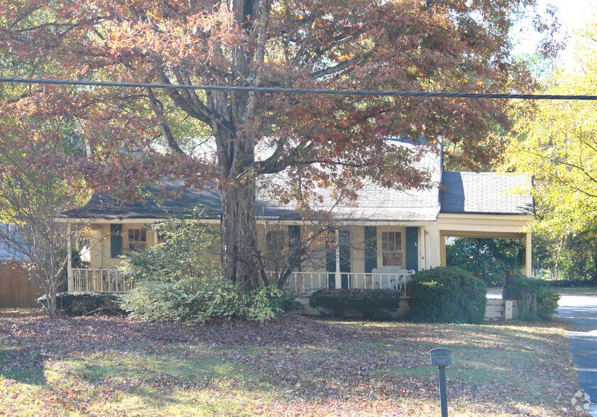 312 N Main St, Alpharetta, GA à vendre - Photo de l’immeuble – Image 2 sur 18