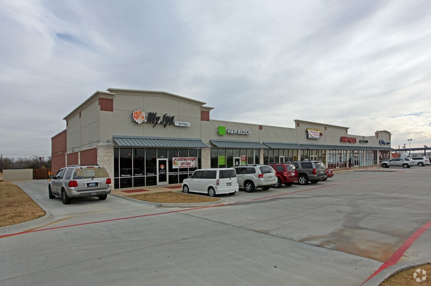 104 E US Hwy 80, Forney, TX à louer - Photo principale – Image 2 sur 5