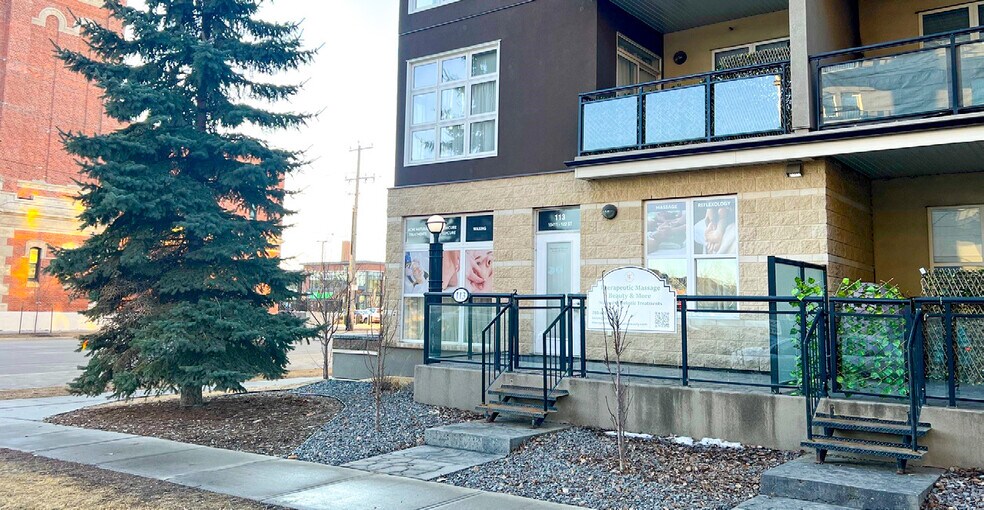 10411 122 St NW, Edmonton, AB à vendre - Photo de l’immeuble – Image 2 sur 2