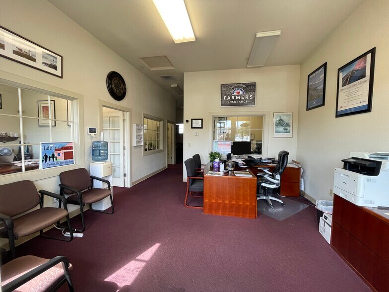 3417-3433 Broadway St, American Canyon, CA à louer - Photo de l’immeuble – Image 2 sur 2