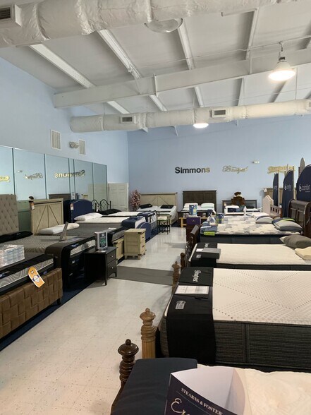 1611 GA-40 Hwy, Kingsland, GA à vendre - Photo intérieure – Image 3 sur 6