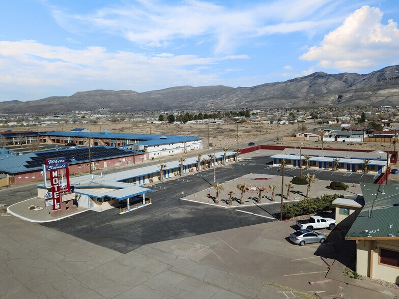1101 S White Sands Blvd, Alamogordo, NM à vendre - Aérien – Image 2 sur 12