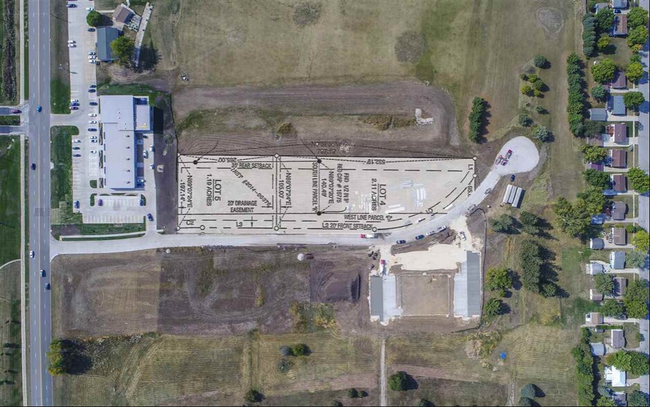 Village West Lot 4, Waterloo, IA à vendre - Photo de l’immeuble – Image 2 sur 19