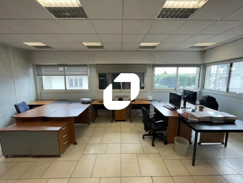 Bureau dans Fontenay-sous-Bois à louer Photo intérieure– Image 1 sur 10