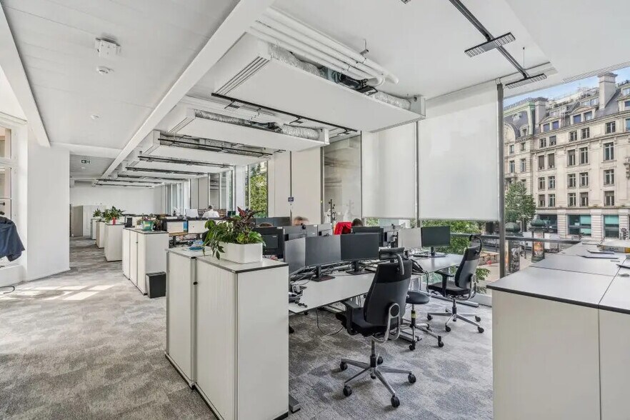 101 Rue De Richelieu, Paris à louer - Photo de l’immeuble – Image 3 sur 9