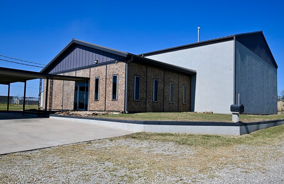 4925 W 50th St, Tulsa, OK à louer - Photo de l’immeuble – Image 2 sur 4