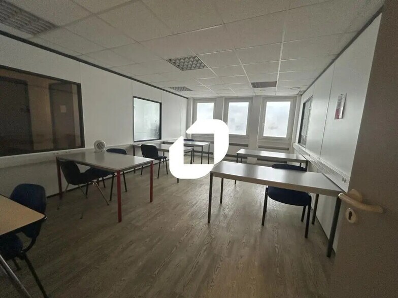 Bureau dans Créteil à vendre - Photo intérieure – Image 3 sur 6