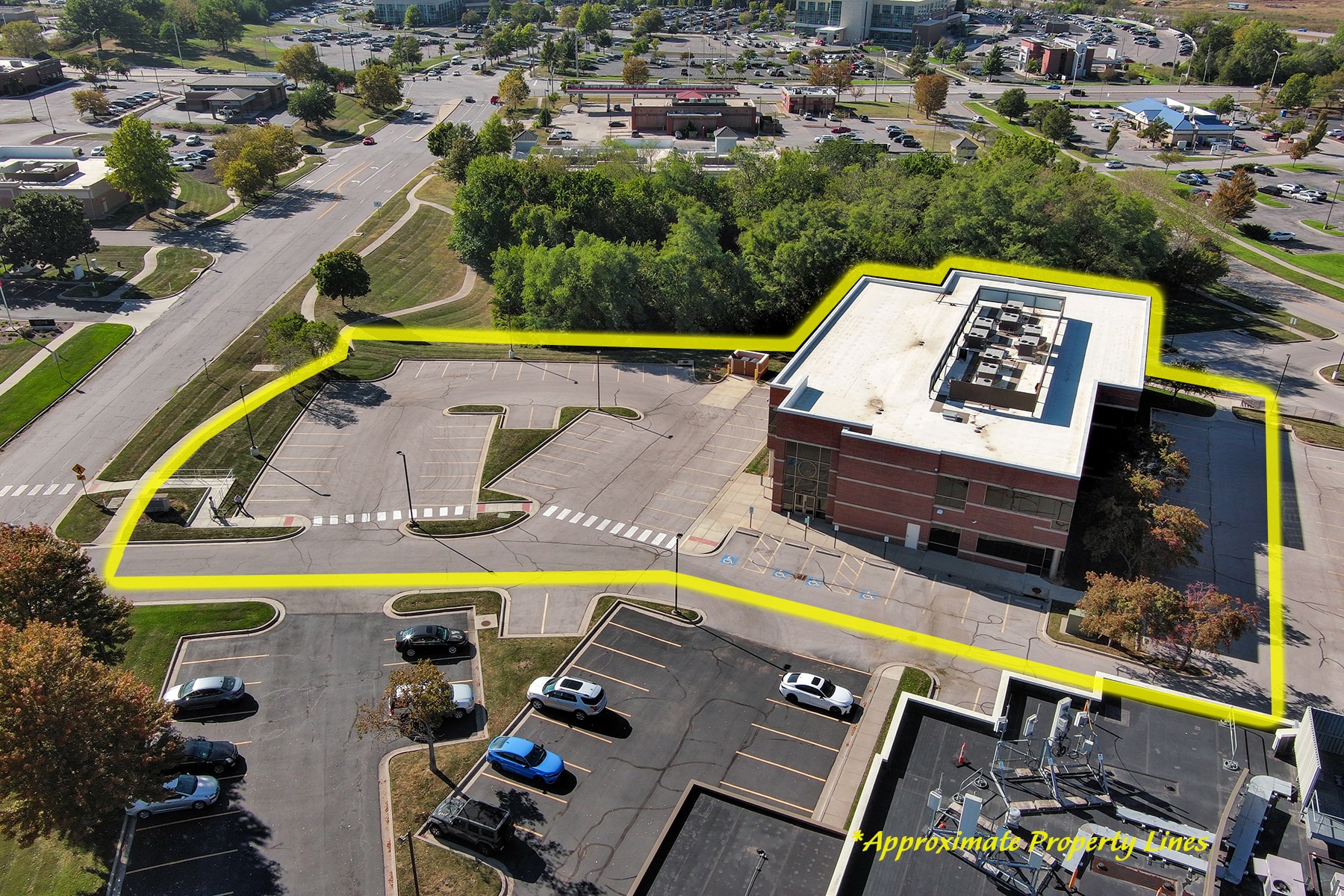 200 NE Mulberry St, Lee's Summit, MO à louer Photo intérieure– Image 1 sur 1