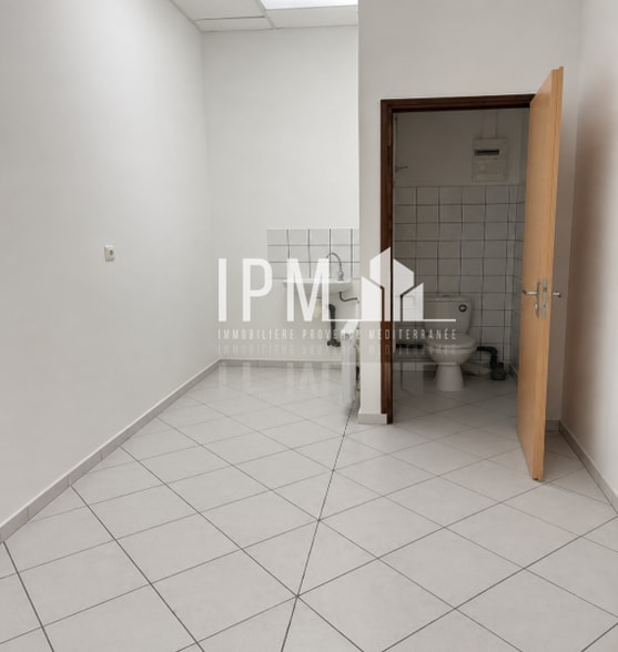 2 Bd Piot, Roquevaire à louer - Photo de l’immeuble – Image 2 sur 5