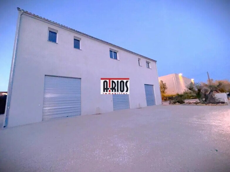 Industriel/Logistique dans Solliès-Pont à louer - Photo de l’immeuble – Image 2 sur 6