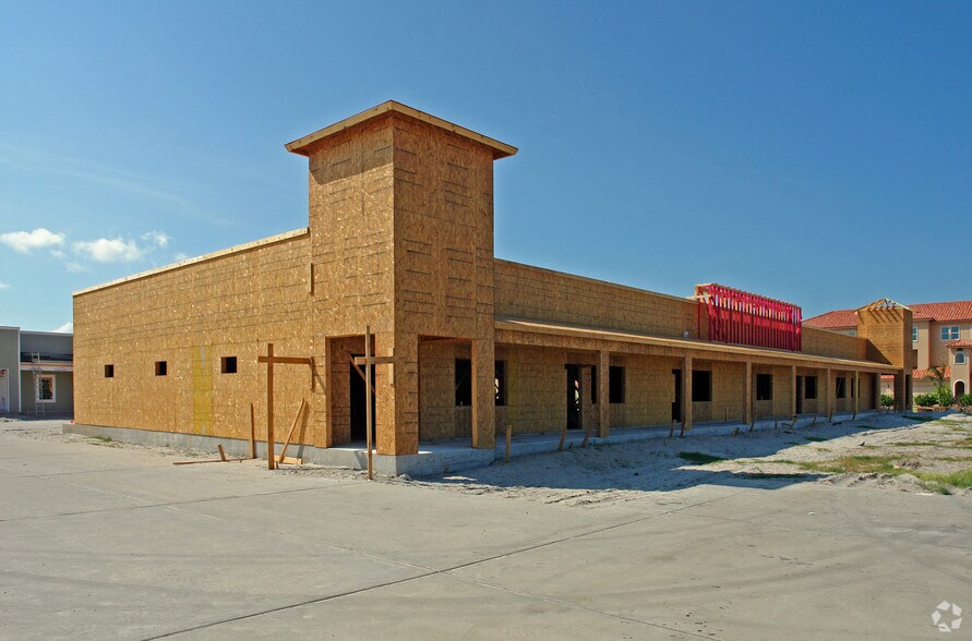 15217 S Padre Island Dr, Corpus Christi, TX à louer - Photo de l’immeuble – Image 3 sur 14