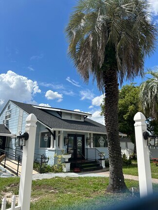 Plus de détails pour 658 West Ave, Clermont, FL - Local commercial à louer