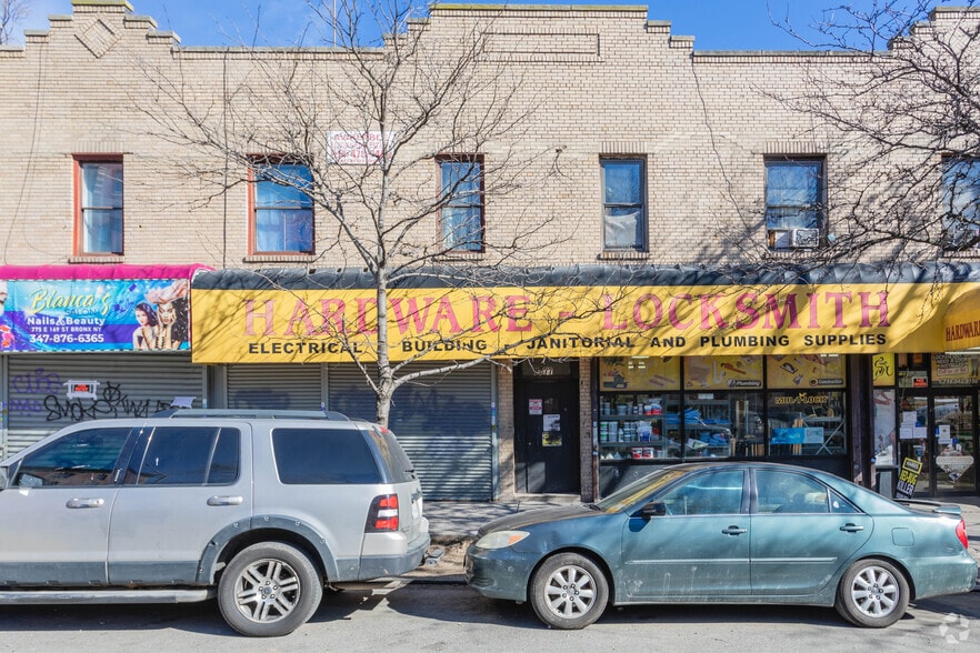 775 E 169th St, Bronx, NY à louer - Photo de l’immeuble – Image 3 sur 6