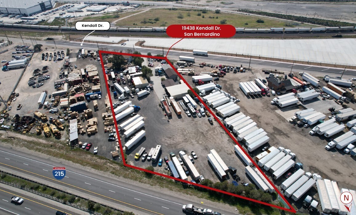 19438 Kendall Dr, San Bernardino, CA 924 portefeuille de 2 biens à vendre sur LoopNet.fr Photo principale– Image 1 sur 2