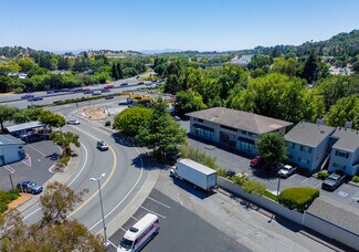 Plus de détails pour 405 Enfrente Rd, Novato, CA - Bureau à vendre